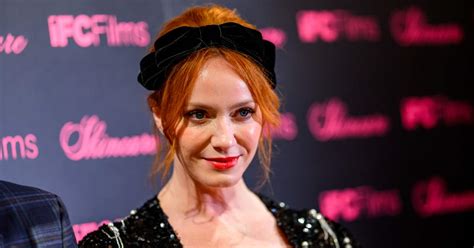 christina hendricks tots|Christina Hendricks Is a ‘Total Stunner’ in New Pic。